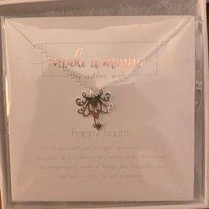 NIB Make it Minnie Happy Haunt Necklace Silver